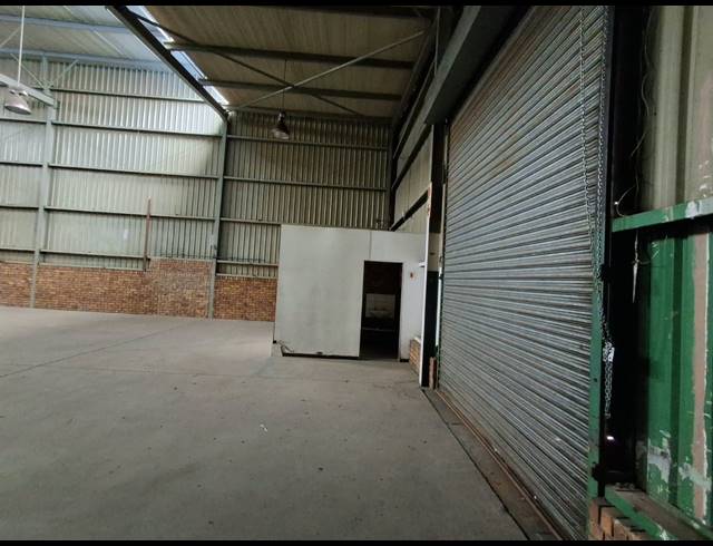 470M² WAREHOUSE TO LET IN BENROSE